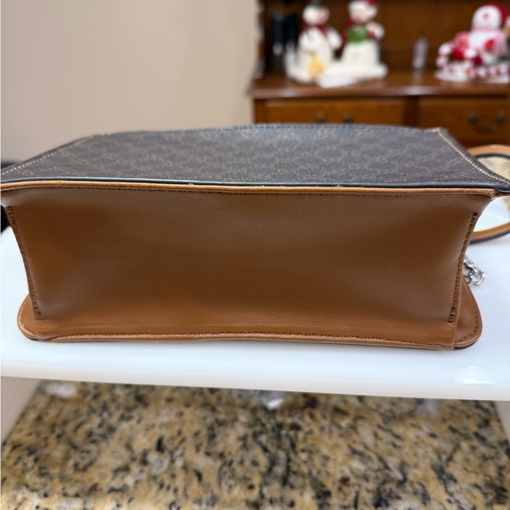 Nine West Elegant Tan and Brown Crossbody Bag - Picture 5 of 8